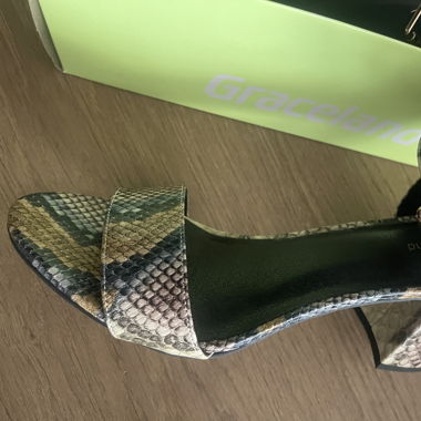 Damen Sandalen