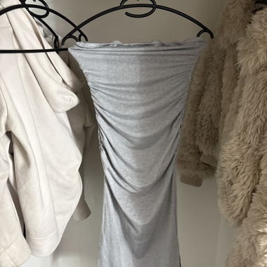 Robe-tube grise