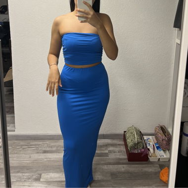 Set in due pezzi blu