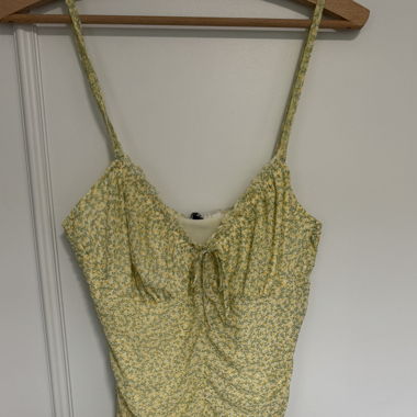 H&M Minikleid in gelb mit Blumen