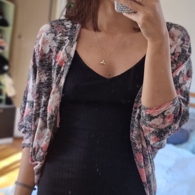 Lockere Bluse offen