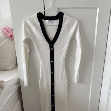 Kleid