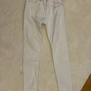 White Jeans