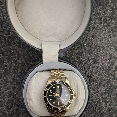 TAG Heuer 1000ProfessionalWolf of the Wall984.013B