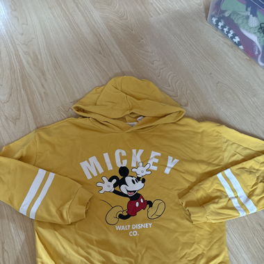Mickey Pullover