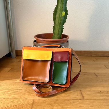 Borsa a mano vintage in pelle del marchio Vera Pelle