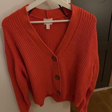 Red/Coral-Colored Knit Cardigan 