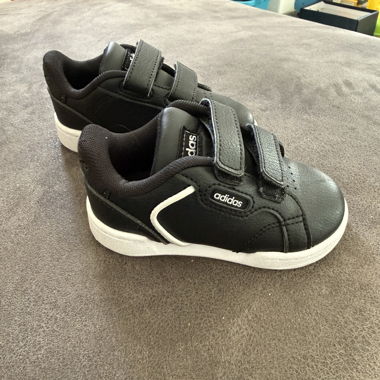 Baskets Adidas pour enfants