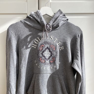 Hollister co. Pullover