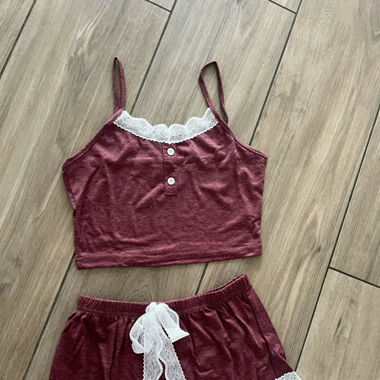 Top und Shorts ungetragen Grösse S