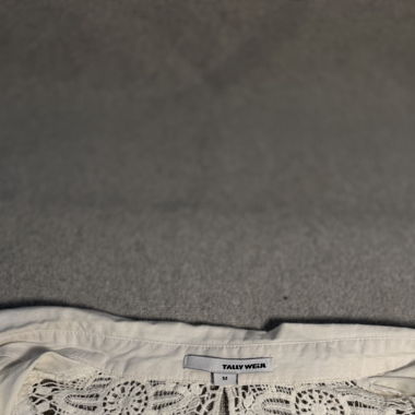 Besticktes Rückenshirt