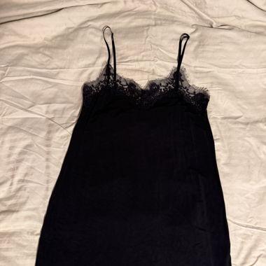 Camicia da notte nera in pizzo
