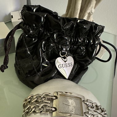 Guess Uhr Silber mit Kettenarmband