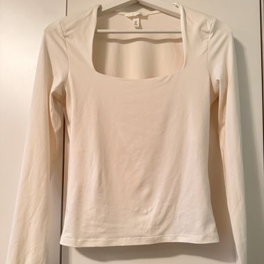 White Long-Sleeve Top
