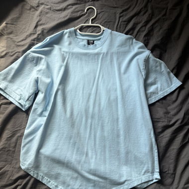 T-shirt azzurro chiaro