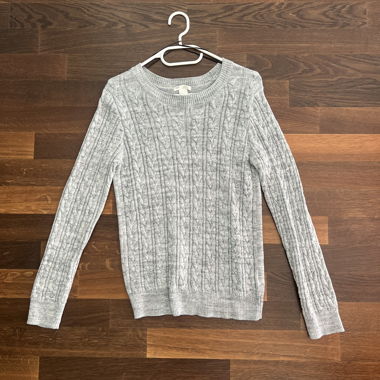 Maglione lavorato a maglia grigio