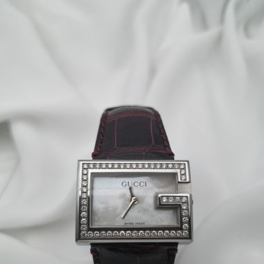 Gucci Armbanduhr G 100L