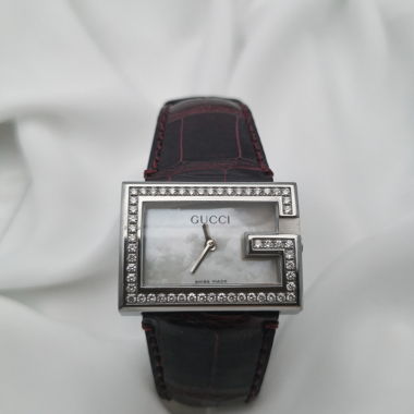 Gucci Armbanduhr G 100L