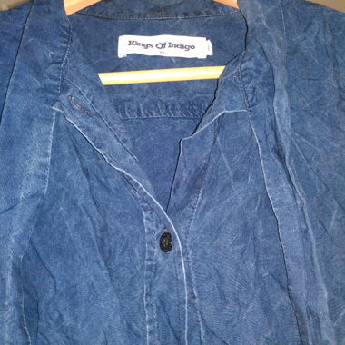 Blusa Kings Of Indigo dallo stile denim