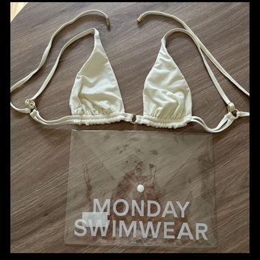 Top bikini Monday Swimwear, S, Nuovo