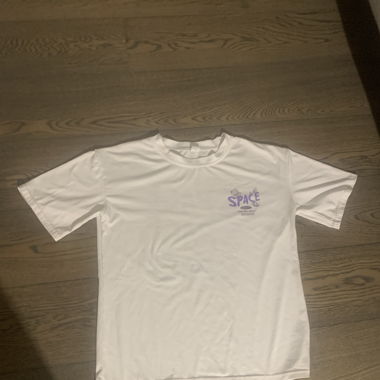 Perfect condition, cute graphic print T-shirt 