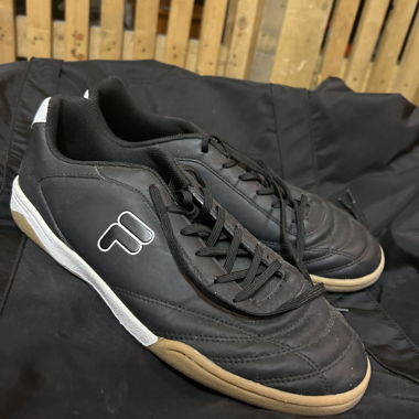 Halle Schuhe Fila