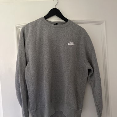 Nike grauer Sweatshirt
