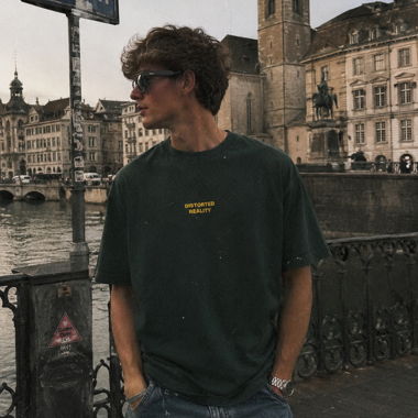 T-shirt streetwear oversize Distorted Reality