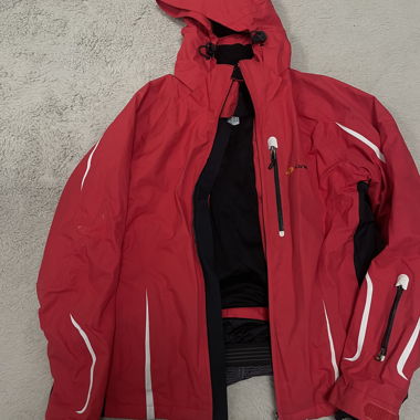 Red online ski jacket