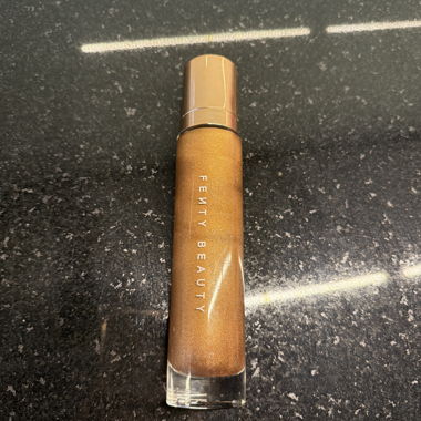 Illuminateur corporel Fenty