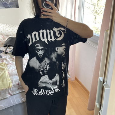 2pac tee.