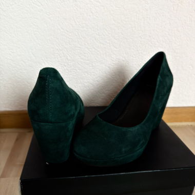 Vagabond Grüne Vintage Pumps