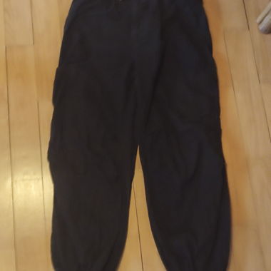 New Yorker black cargo pants