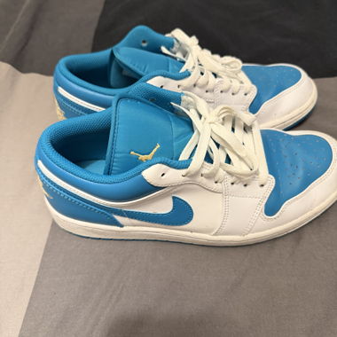 Air Jordan Sneakers Blau-Weiss