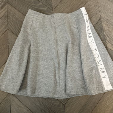 Jupe Tommy Hilfiger avec ceinture à logo
