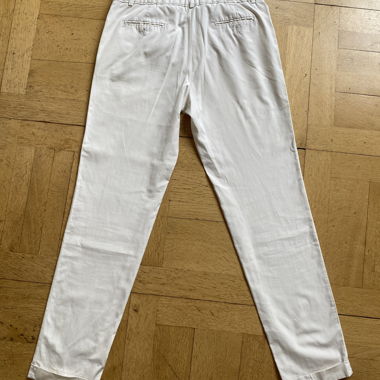 Weisse Chinohose