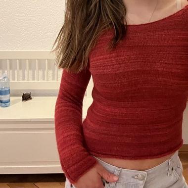 rotes strick oberteil