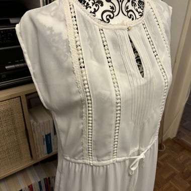Robe blanche Pepe Jeans 