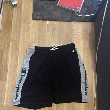 Short champion 