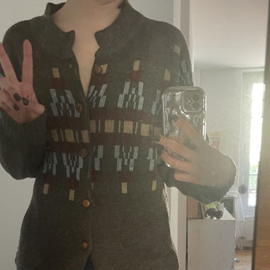 Cardigan verde kaki, forme geometriche / tutto mimi