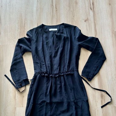 Chloe black 100% silk over-knee dress XS