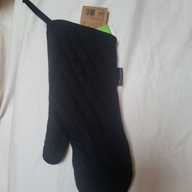 Black BBQ Oven Mitt