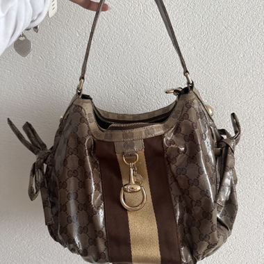 Borsa a mano Gucci con monogramma