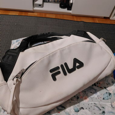 Borsa sportiva a tracolla bianca Fila