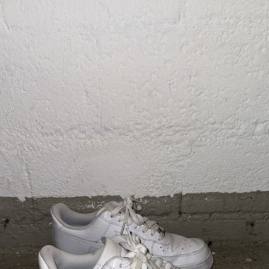 White Nike Shoes size 39