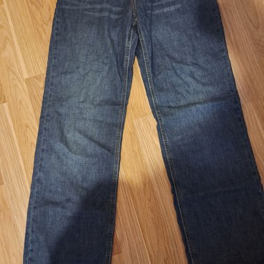 Subdued Lowrise Jeans