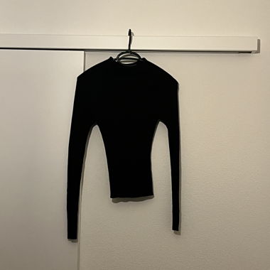 Black Long-Sleeve Top