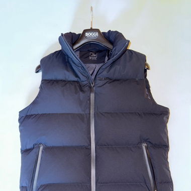 BOGGI MILANO BTECH MEN’S VEST – Goose Down