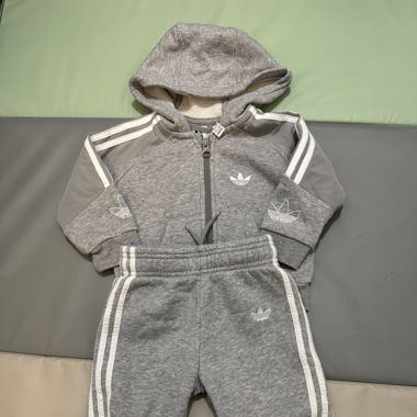Adidas kids set grey 6-9 months