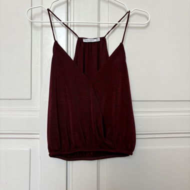 Cute burgundy crop top